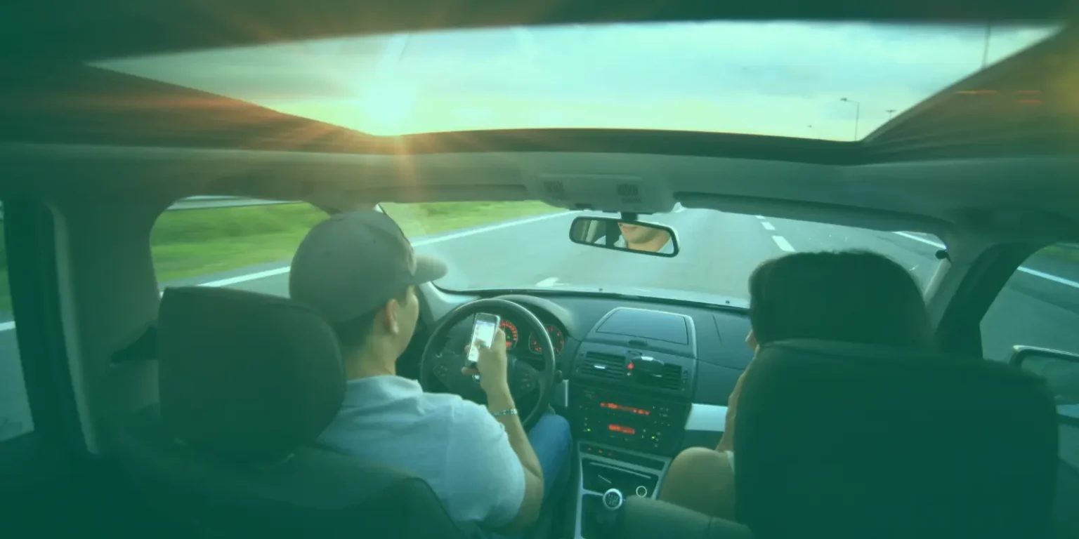 téléphone au volant vitesse danger